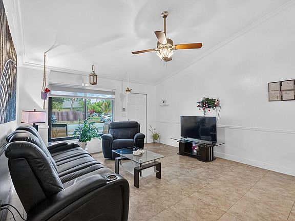 4th image of 1236 SW 75th Avenue