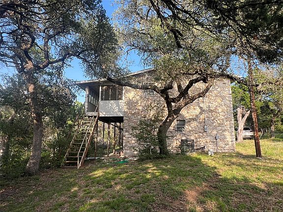 3rd image of 10605 Kit Carson Dr