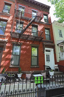 Rented by Corcoran | media 14