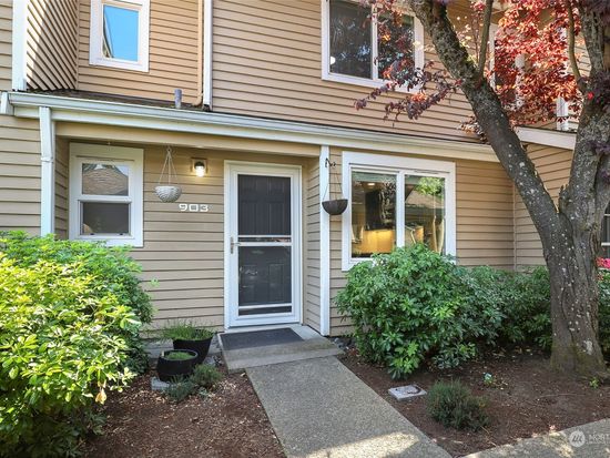 23718 13th Place S #903, Des Moines, WA 98198