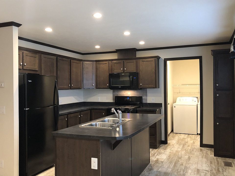 1st image of 20475 Foster Dr #84