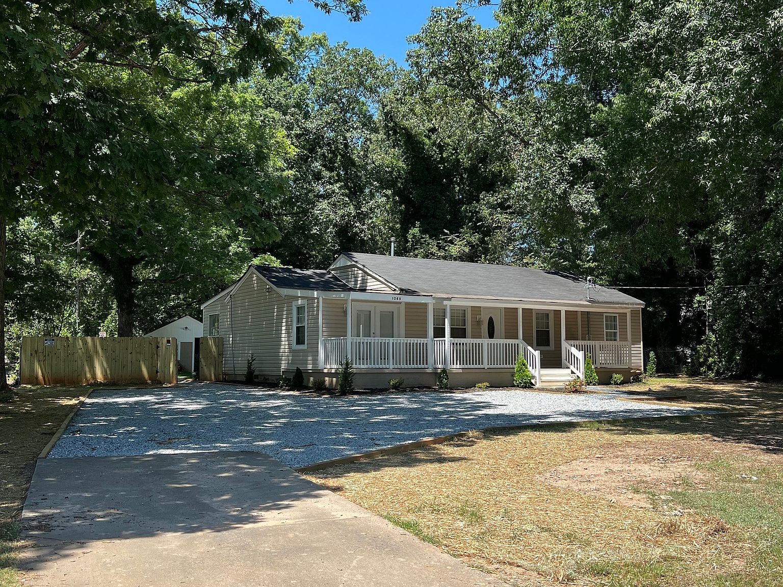 1245 Meriwether St, Griffin, GA 30224 | MLS #10356868 | Zillow