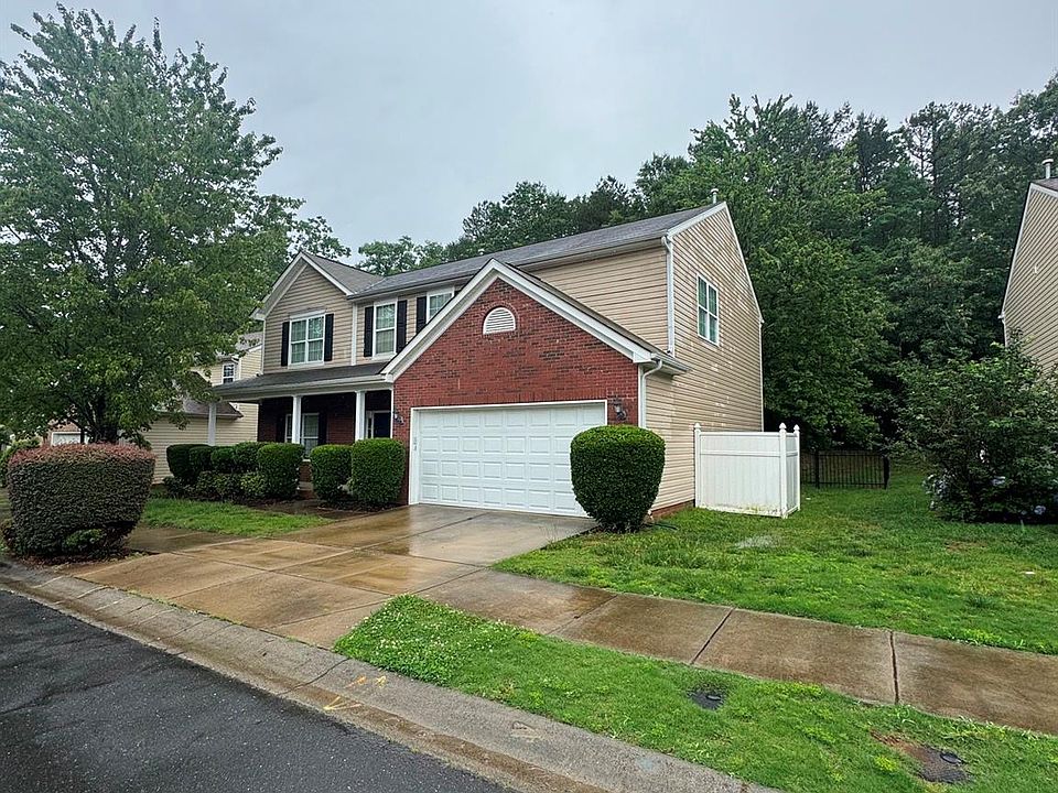 2nd image of 2006 Cornflower Ln