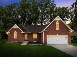 616 Woodland Hills Dr, La Vergne, TN 37086
