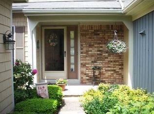 7 Summer Tree, Pittsford, NY 14534