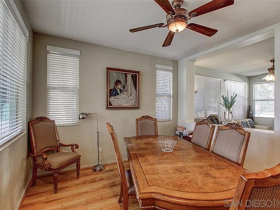 4th image of 33018 Terrace Dr