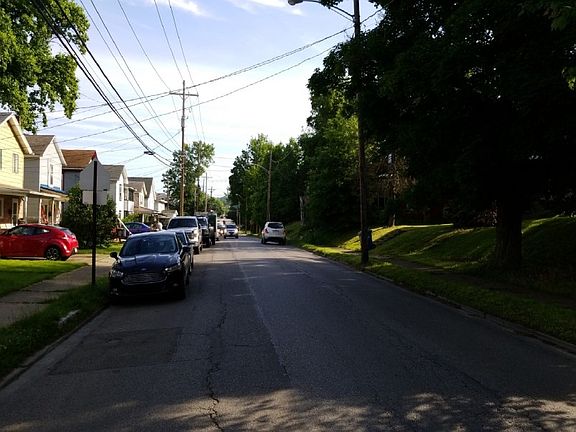 4th image of 1102 Liberty St
