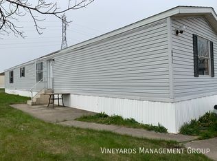 4401 Starboard Dr #113, Fort Wayne, IN 46825