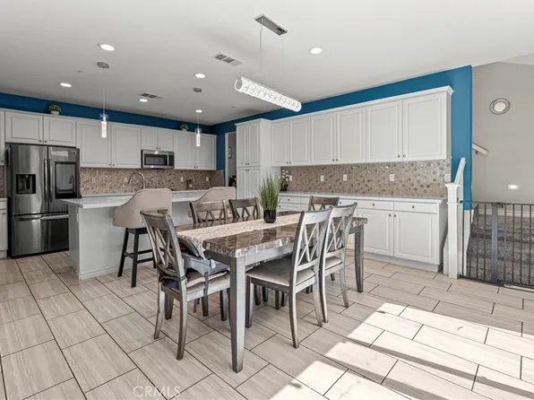 1923 Ray Abril Jr Ln, Colton, CA 92324