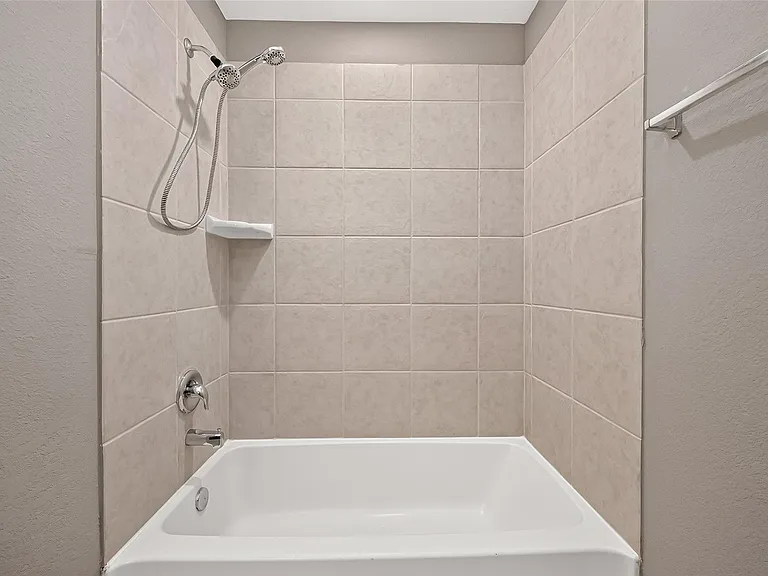 8932 Hollister Commons Ln — Photo 27
