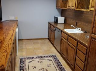 3934 Alonzo Ave, Encino, CA 91316