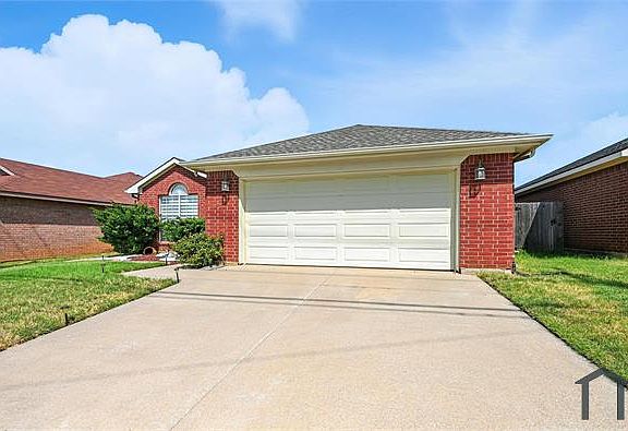 2nd image of 1455 Morrison Dr