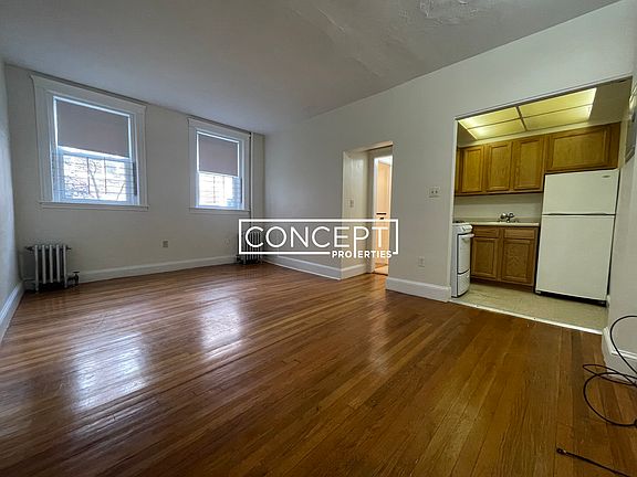 4th image of 66 Chiswick Rd APT 3