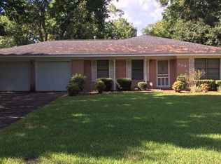 900 Western Ave, Angleton, TX 77515