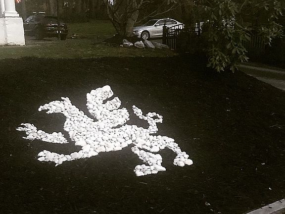 Radnor gryphon rock art