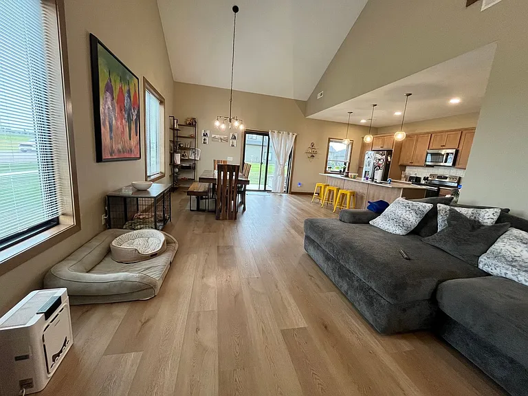 5548 W Colonial Ct — Photo 6