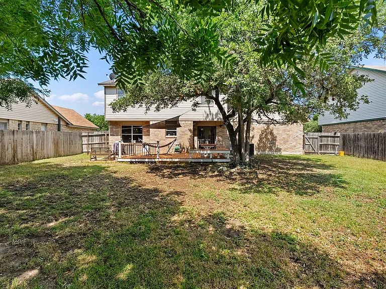 7306 Park Trl W — Photo 31