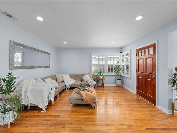 3rd image of 8105 Gonzaga Ave