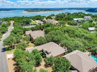 2105 Lakehurst Rd, Spicewood, TX 78669