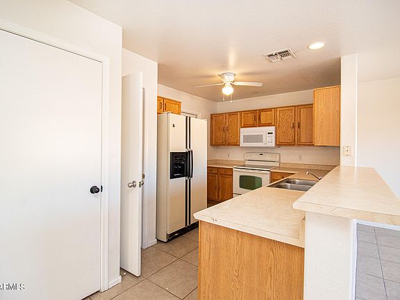4th image of 12930 W Paradise Dr