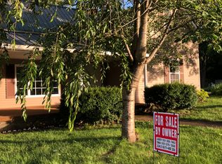 203 Eastbrook Rd, Estill Springs, TN 37330