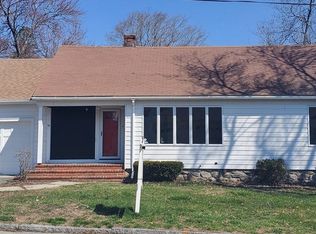 34 Buswell Ave, Methuen, MA 01844