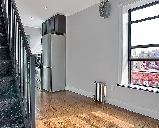 2nd image of 212 E 105th St APT 22
