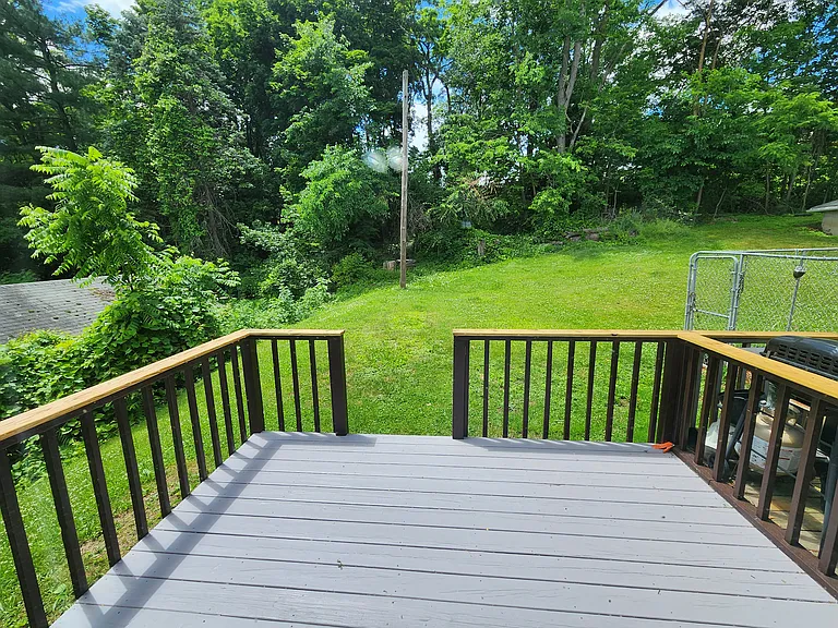 27 Valley St #A — Photo 21