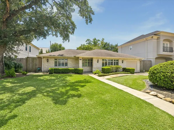 4919 Imperial St, Bellaire, TX 77401