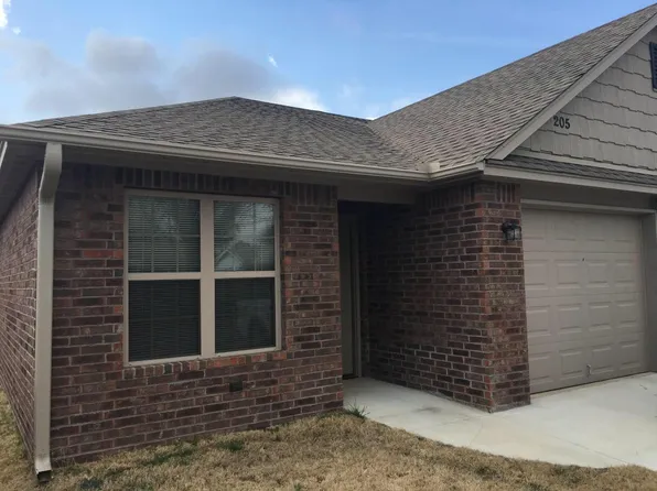 205 N Wortman Ave, Claremore, OK 74017