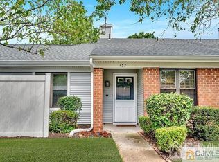 137 Wycoff Way W, East Brunswick, NJ 08816