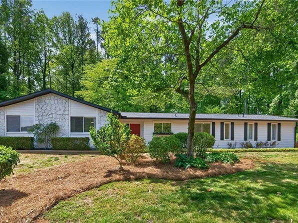 755 Hembree Xing, Roswell, GA 30076