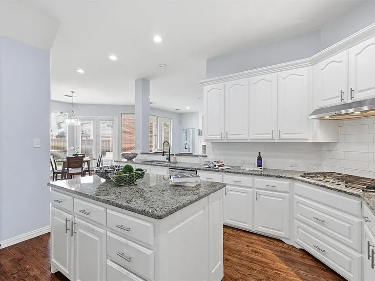 10230 Burnt Mill Ln — Photo 7