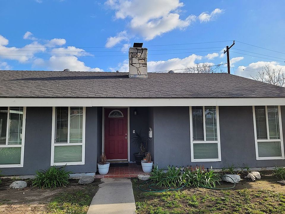 2nd image of 2754 E Alden Pl