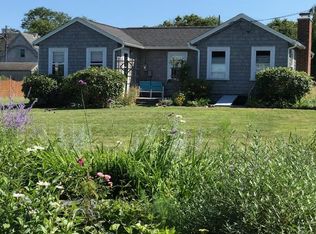 17 Grey Gull Rd, Jamestown, RI 02835