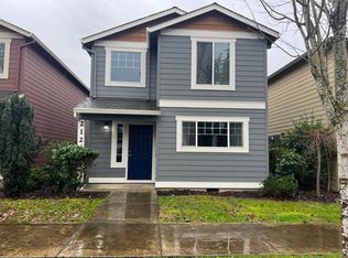 2120 E 3rd St, Newberg, OR 97132