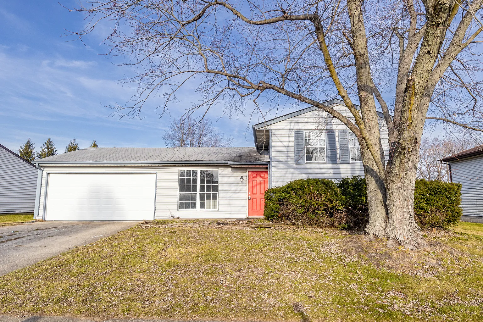 6135 Old Mill Dr photo 1