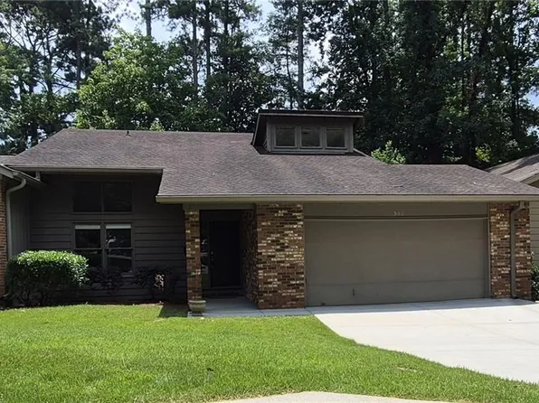 300 Cruise Ct, Roswell, GA 30076