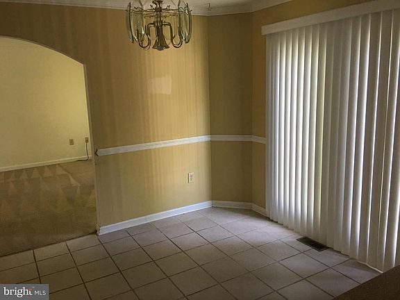5th image of 1091 San Angelo Dr