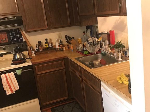 5th image of 8320 Brookvale Ct