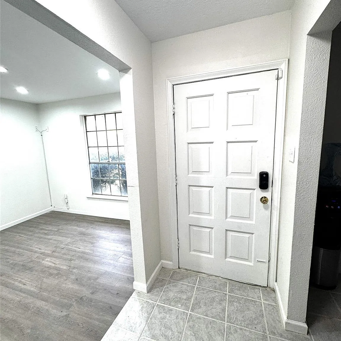 3 bed, 2.0 bath, 1590 sqft, $1,750 — Photo 3