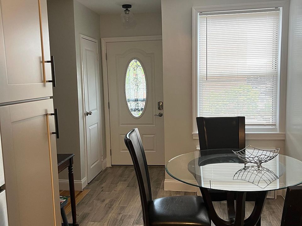 1st image of 10219 Avenue N Floor 2