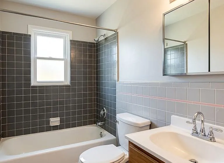 811 Colquitt St #3 — Photo 2