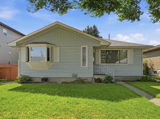 100 E Westminster Dr SW, Calgary, AB T3C2T1
