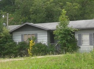 5475 Stonewall Tell Rd, Atlanta, GA 30349