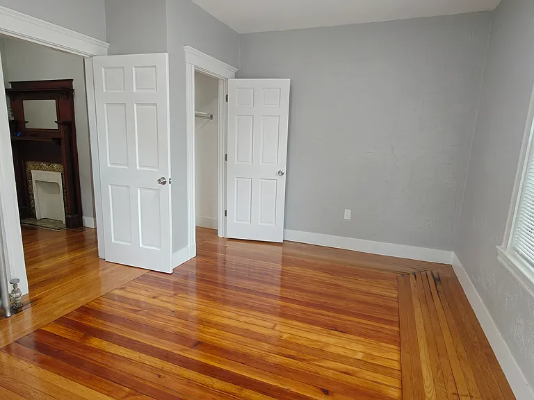 832 Fellsway — Photo 7