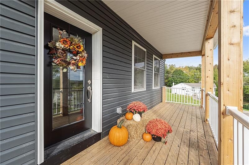 117 Park Ave, Bentleyville, PA 15314 Zillow