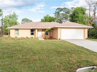 2006 Jackson Ave, Alva, FL 33920