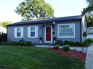 197 Forest Pl, Buffalo Grove, IL 60089