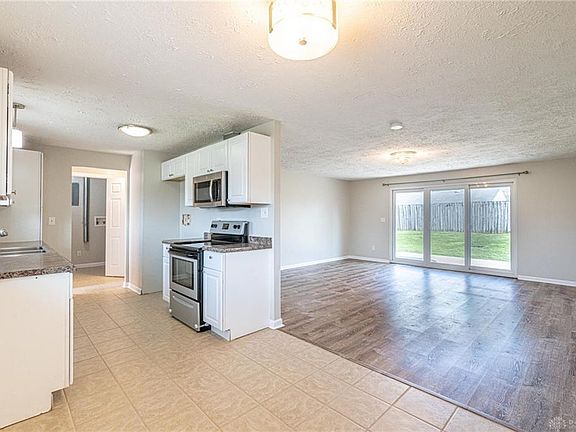 2nd image of 6130 Falkland Dr